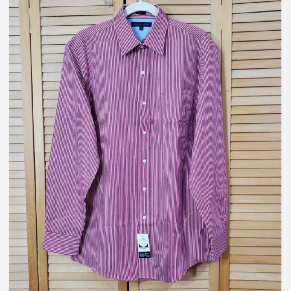 Tommy Hilfiger Men's Slim Fit Striped Long Sleeve Button Front Shirt 15.5x 32-33